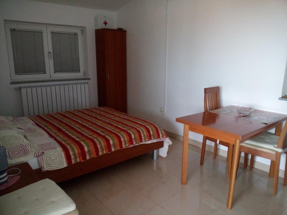 פרמנטורה Apartments Villa Fernetich מראה חיצוני תמונה