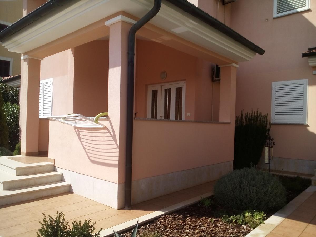 פרמנטורה Apartments Villa Fernetich מראה חיצוני תמונה